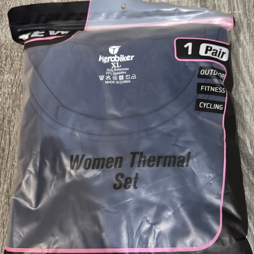Brand new women’s size XL thick fabric thermal set dark blue